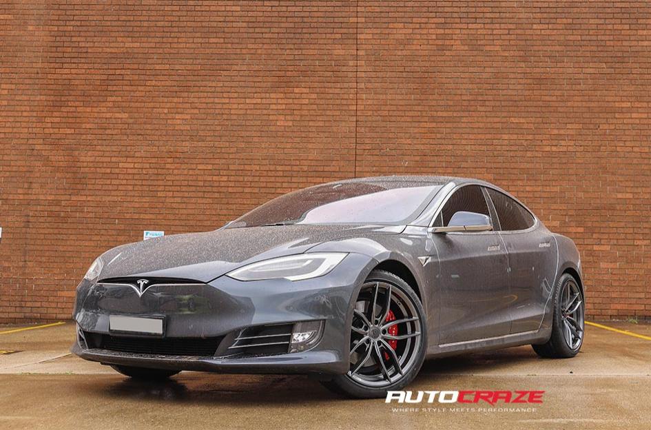 TESLA MODEL S VOSSO ANTHRACITE
